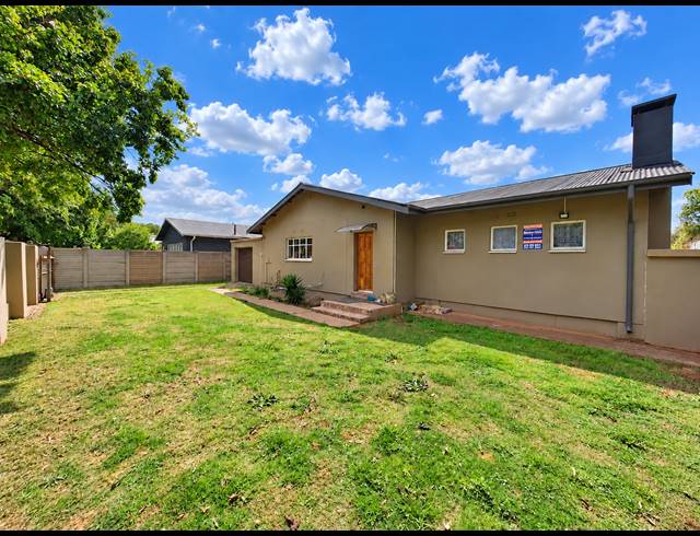3 BEDROOM HOUSE FOR SALE IN VANDERBIJLPARK SE 1